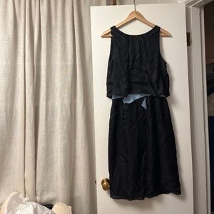 Carolina Herrera black sleeveless silk shift dress with lining and blue sash acc